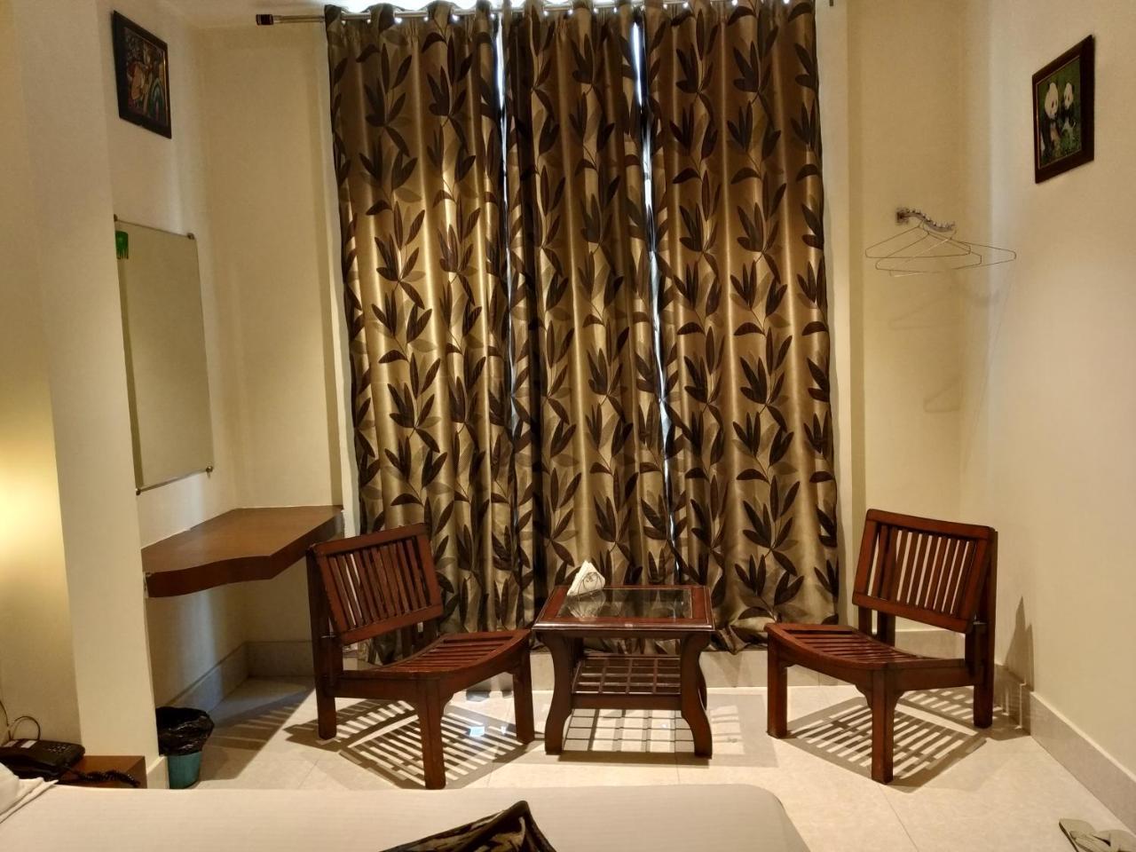 Hotel Star Inn Gangānagar Exteriör bild