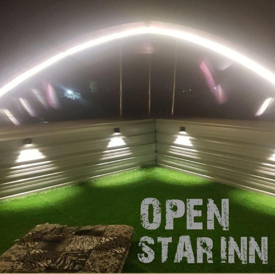 Hotel Star Inn Gangānagar Exteriör bild
